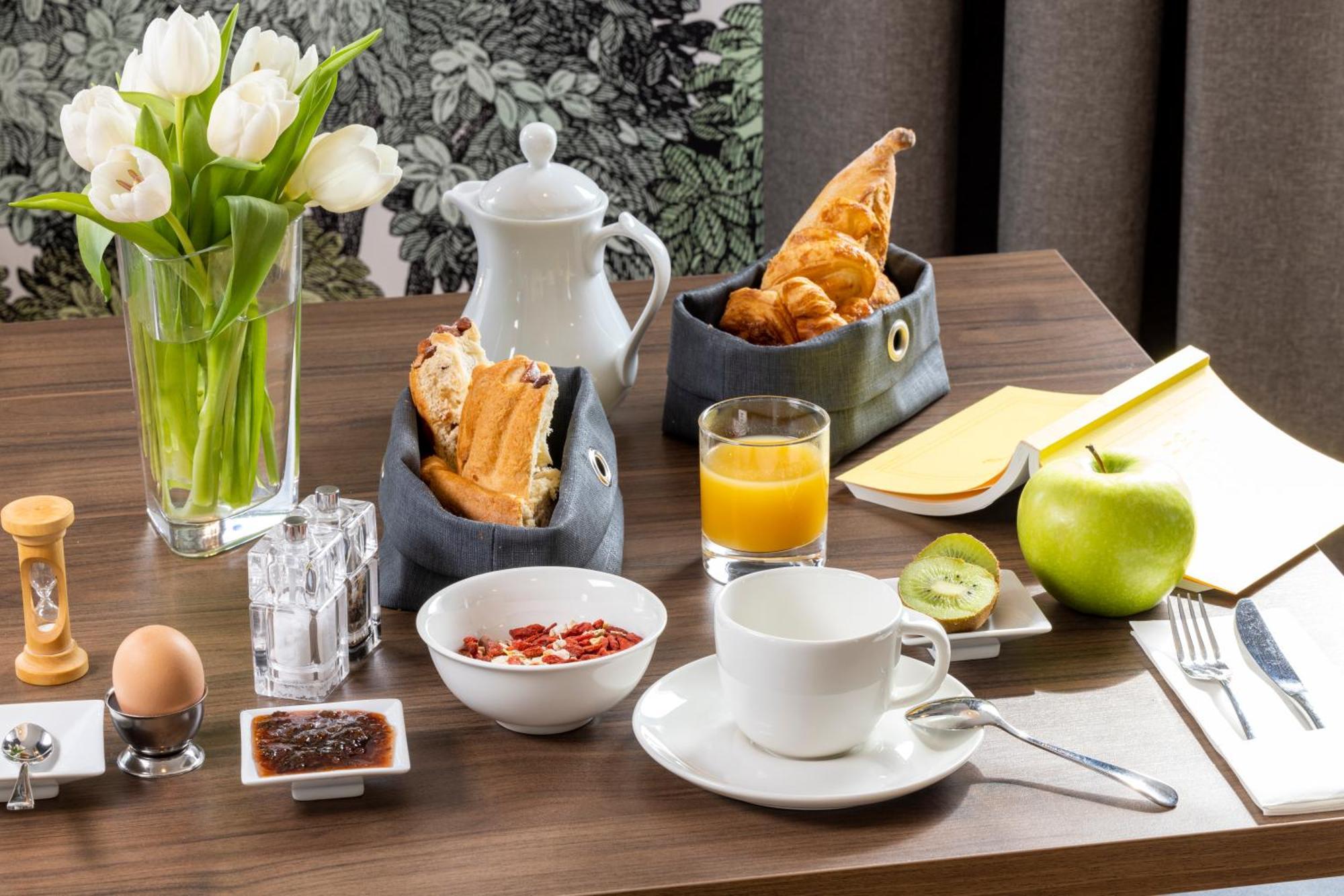 Hôtel Du Dragon - Room service disponible Strasburgo Esterno foto